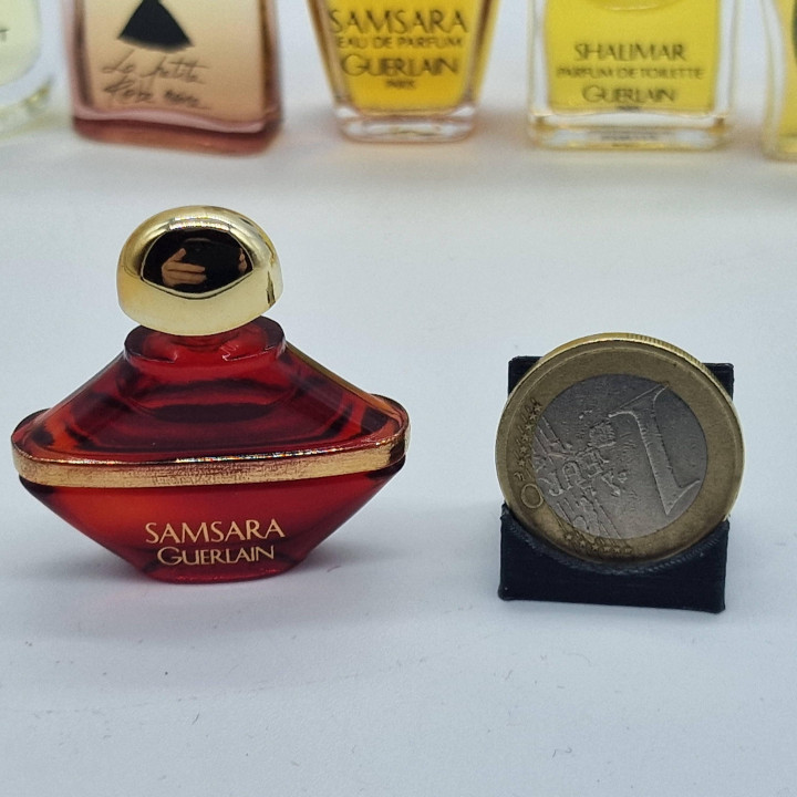 Conjunto de 9 Miniaturas de Perfume Guerlain - Shalimar, Samsara