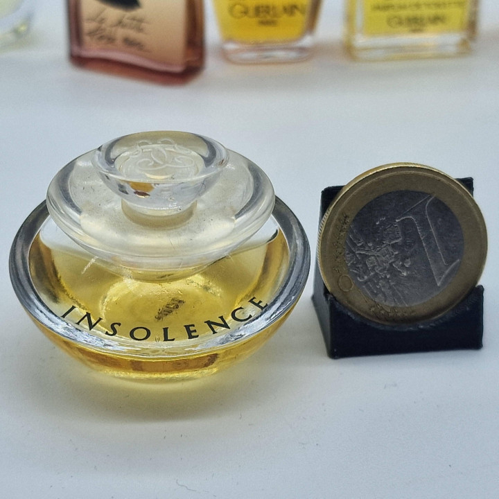 Conjunto de 9 Miniaturas de Perfume Guerlain - Shalimar, Samsara