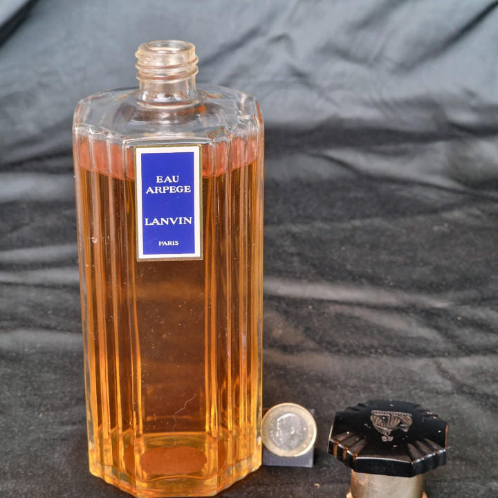 Винтажные Духи и Большой Флакон Lanvin Paris Eau Arpège 360 мл, Коллекционный Аромат 1960-х, Выставочный Флакон - Заполнен на 9…