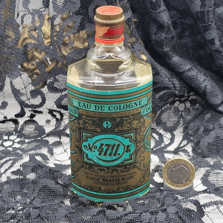 Vintage 4711 Eau de Cologne Echt Kölnisch Wasser, Duitse Miniatuur Set en Grote Flessen 1970 1990, Glazen Parfumfles Decoratie