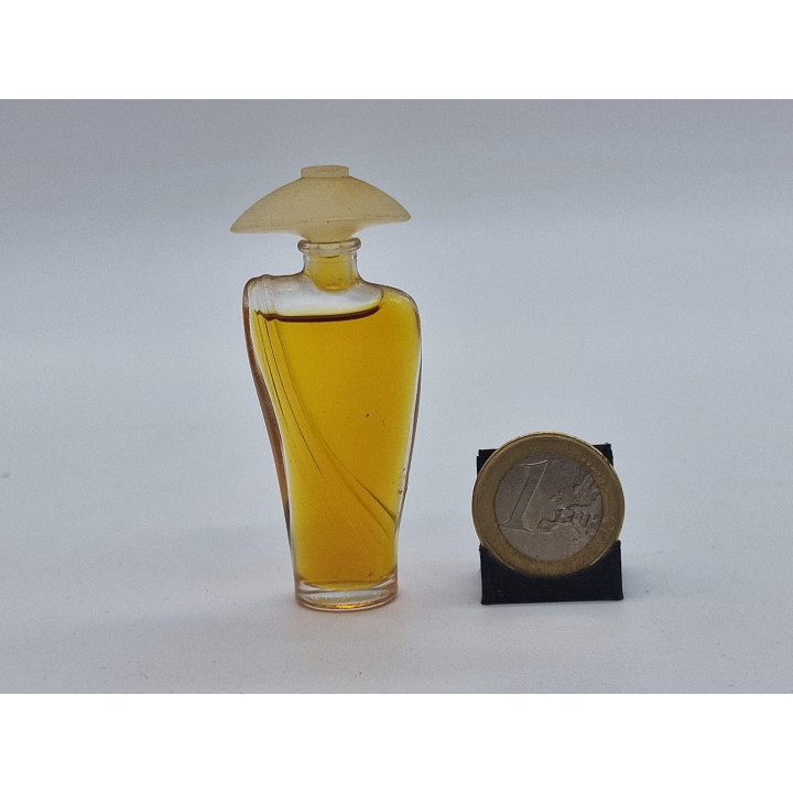 Vintage Parfum Miniaturen, Ted Lapidus, Weil, Priscilla Presley, Etienne Aigner Geuren, Verzamelbare Mini Flesjes, Jaren 1980 e…