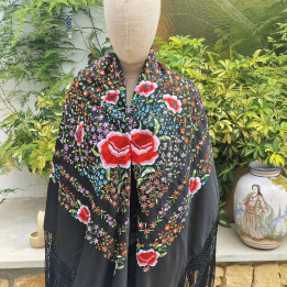 手刺繍シルクマントン デ マニラ フラメンコ用 黒 135x130 cm - 60 cmのマクラメフリンジ付きスペインのガラベルショール