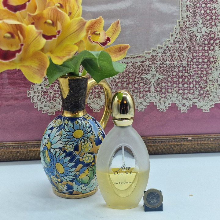 Perfume Vintage Loewe Aire Eau de Toilette - Fragrancia de Colecao dos Anos 80 - Frasco de Vidrio de 75ml com 50 por cento Rest…