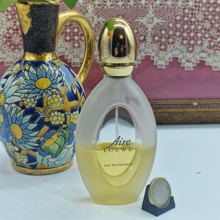 Perfume Vintage Loewe Aire Eau de Toilette - Fragrancia de Colecao dos Anos 80 - Frasco de Vidrio de 75ml com 50 por cento Rest…