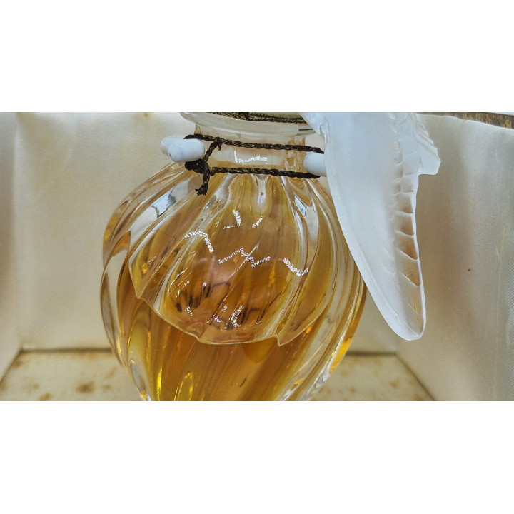 Винтажные Духи Экстракт Nina Ricci L'Air du Temps - Флакон Голуби Lalique 15 мл в Оригинальной Коробке, Коллекция 1970-х Годов