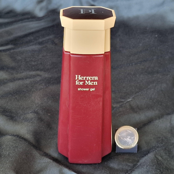 Gel Douche Vintage et Savon Carolina Herrera Herrera for Men, Flacon Octogonal de 150ml, Pièce de Collection Discontinuée vers…