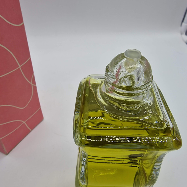 Винтажный одеколон Isabel Maria от Productos Vera - Мексика 1960-е - Стеклянный флакон 125 мл с оригинальной коробкой для колле…