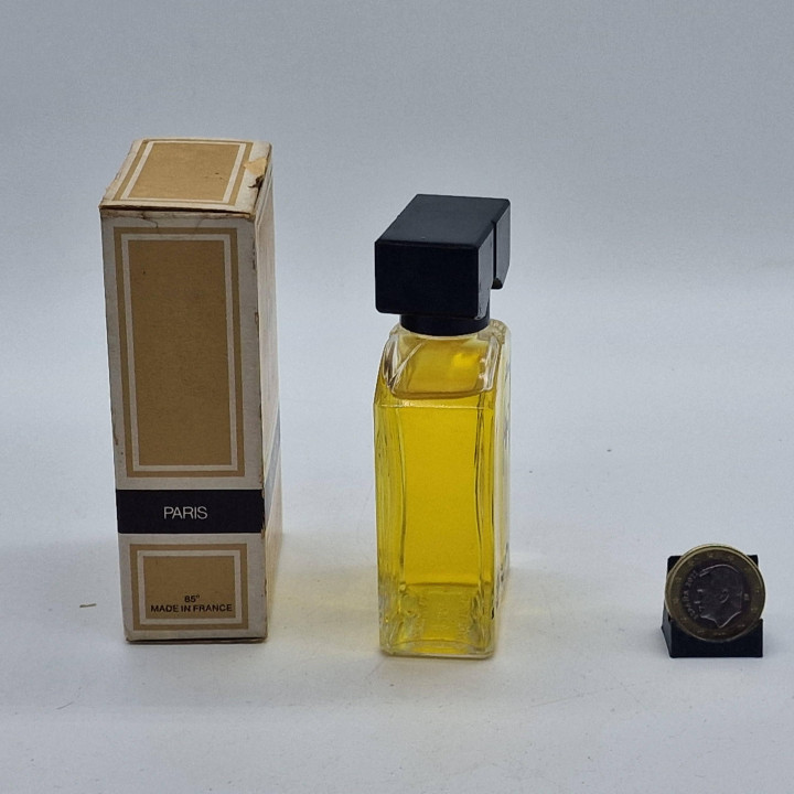 Винтажные духи Fidji Guy Laroche EDT 57 мл - 1980-е