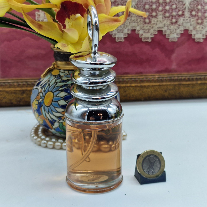 Perfume Vintage Naf Naf Graffiti Vanilla Eau de Toilette 50ml, Fragancia Rara 1995, Edt de Colección, Frasco Lleno al 95 Por Ci…