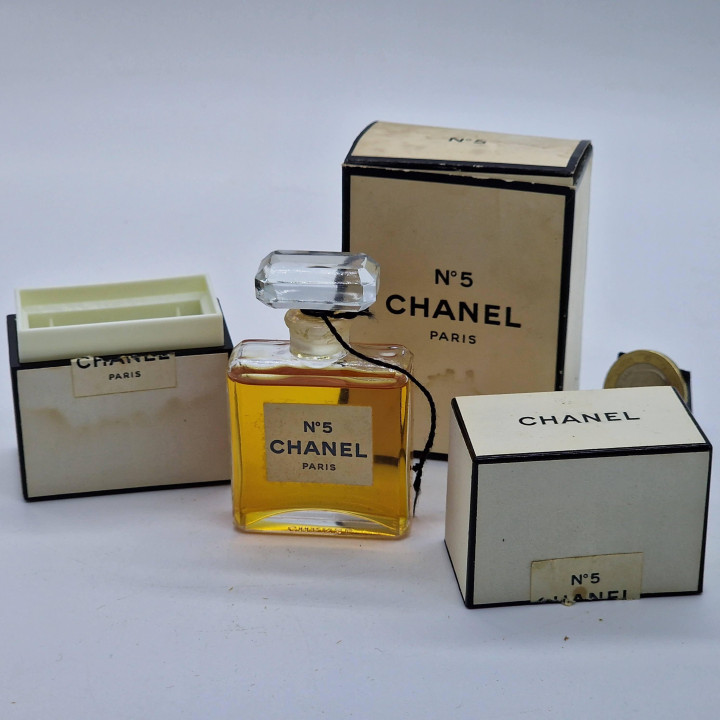 ヴィンテージ香水 エクストレ ドゥ パルファム シャネル No 5 14ml オリジナルボックス付き 1950年代 フランス製 希少 コレクターズフレグランス