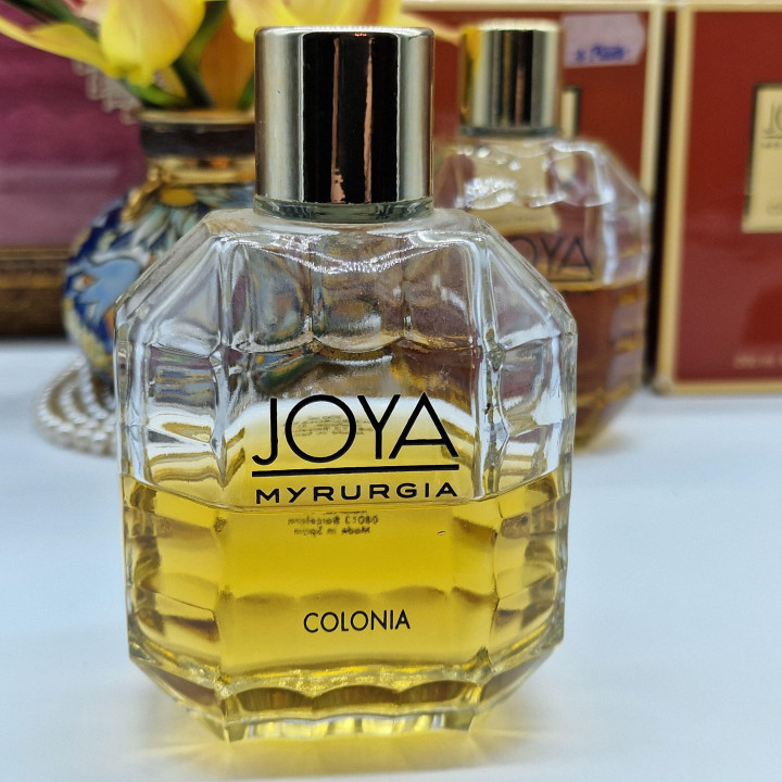 Colônia Vintage Joya Myrurgia Perfume, Frasco Facetado com Caixa, 100ml Restante de 200ml, Anos 90 Espanha Raro Colecionador