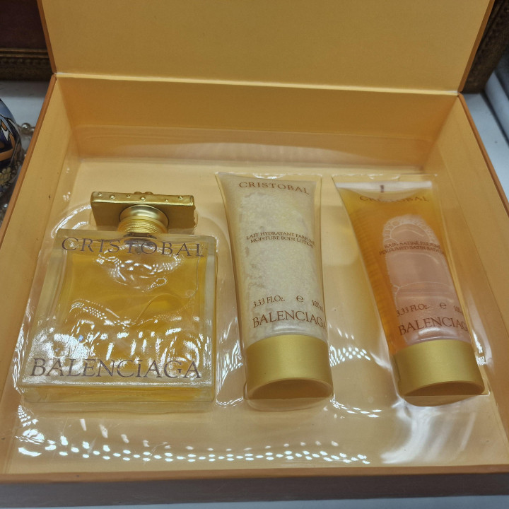 ヴィンテージ クリストバル バレンシアガ 2005 香水ギフトセット, 稀少 オードパルファム 100ml ローション ボディゲル 3点セット, 廃盤 レア コレクター香水