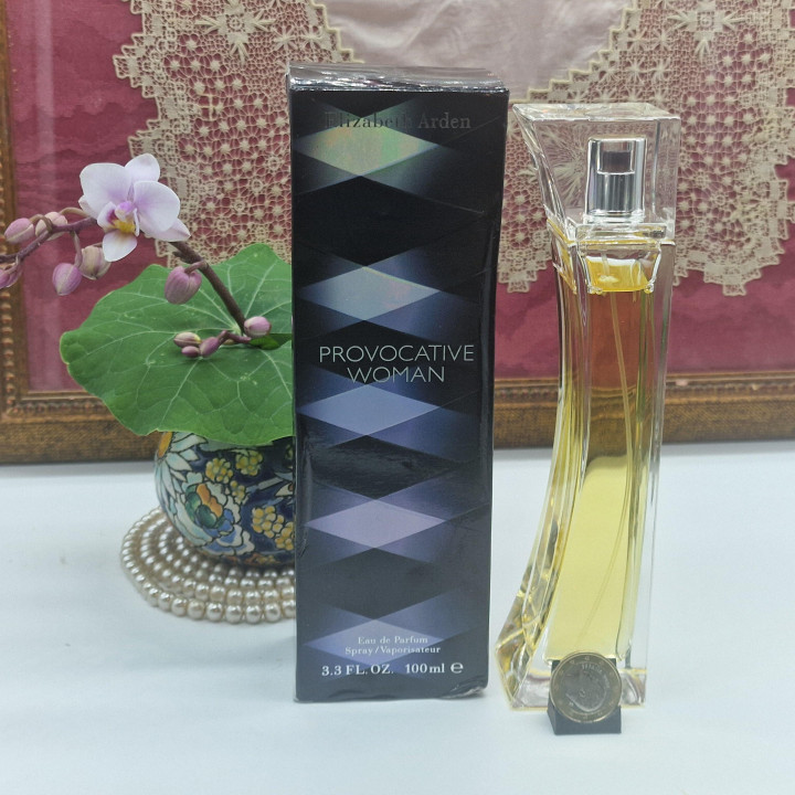 Perfume Elizabeth Arden Provocative Woman EDP 100ml, Fórmula Original 2004 Fragancia Vintage de Mujer Descatalogada, Caja