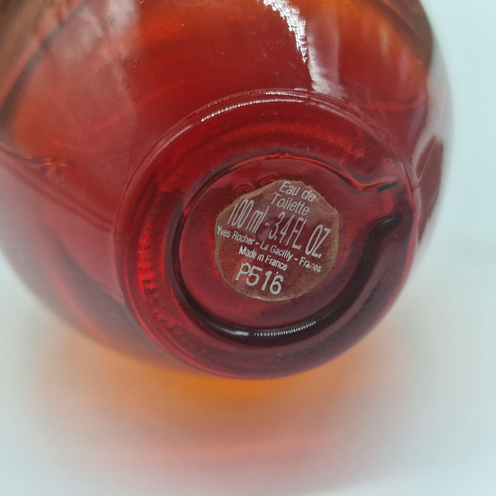 イヴロシェ カンタータ ヴィンテージ EDT 75/100ml