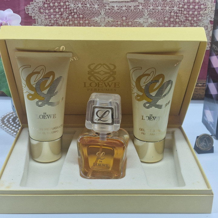 Винтажный парфюмерный набор, Loewe L de Loewe, 30 мл EDT спрей, лосьон для тела и гель для душа 75 мл, коллекционный бокс Мадри…