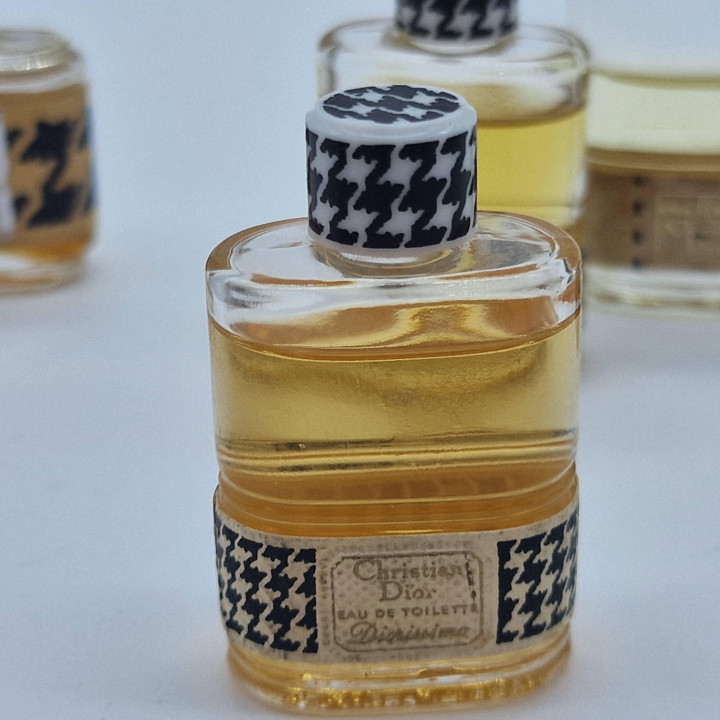 Vintage Parfum Miniatur Set Christian Dior Diorissimo Miss Dior Diorella Eau Fraiche, Sammlerset mit 4 Flakons je 7ml, 1970er
