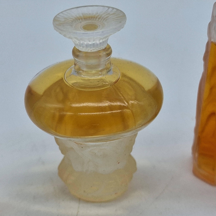 Miniatures de Parfum Lalique, Flacons de Collection Vintage - Lot de 6 Mini Parfums en Verre Dépoli Art Déco, Lion Equus Baiser…