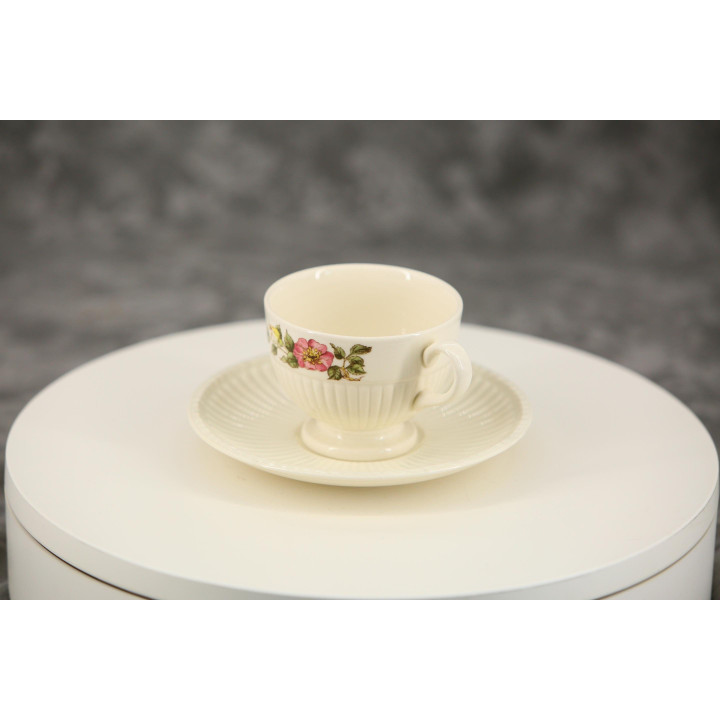 Набор из 4 чайных пар Wedgwood Briar Rose - Английский фаянс Этрурия Барластон Винтаж 1960-е годы