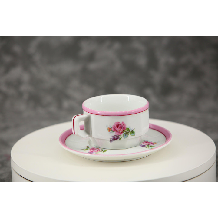 Conjunto de Chávena e Pires de Porcelana Vintage Anos 70