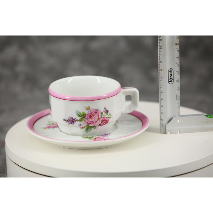 Juego de Taza de Té y Plato de Porcelana Vintage años 70