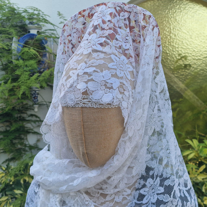 Bruidsmantilla - Trouwsluier en Spaanse Mantilla van Viscose Kant, Wit voor Ceremonies en Goede Week - 200x100 cm