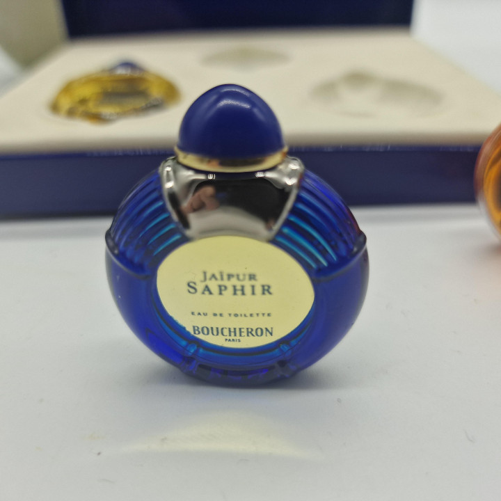 ブシュロン ヴィンテージミニチュア香水セット ラ コレクション ジョワイユ - 3 x 5 ml ボックス入り ジャイプール サファイア 1999年コレクターズ