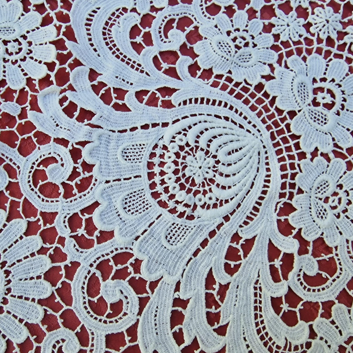 Nappe ronde en dentelle à l'aiguille des années 50 (80 cm)