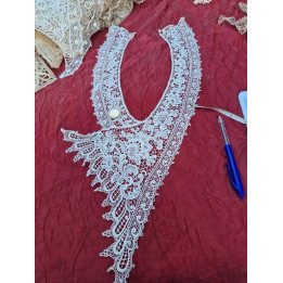 Antique Handmade Lace Collar (Circa 1900-1910)