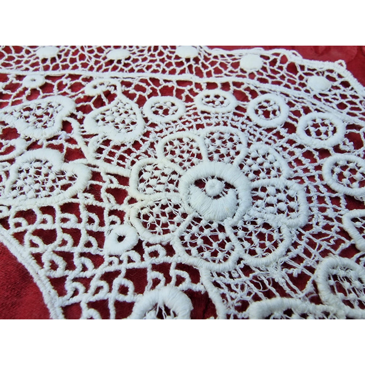 Cuello de Encaje de Algodón Hecho a Mano, Época Eduardiana, Blanco, h. 1910