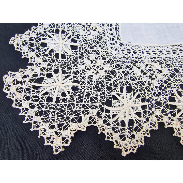 Zabytkowa Chusteczka z Koronką "Mercedes" (ok. 1910)