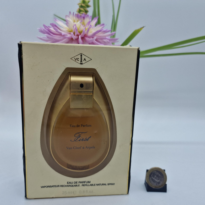 Vintage First Van Cleef & Arpels Eau de Parfum Nachfüllbarer Zerstäuber Sammlerstück 25 ml 0.8 fl oz mit Box