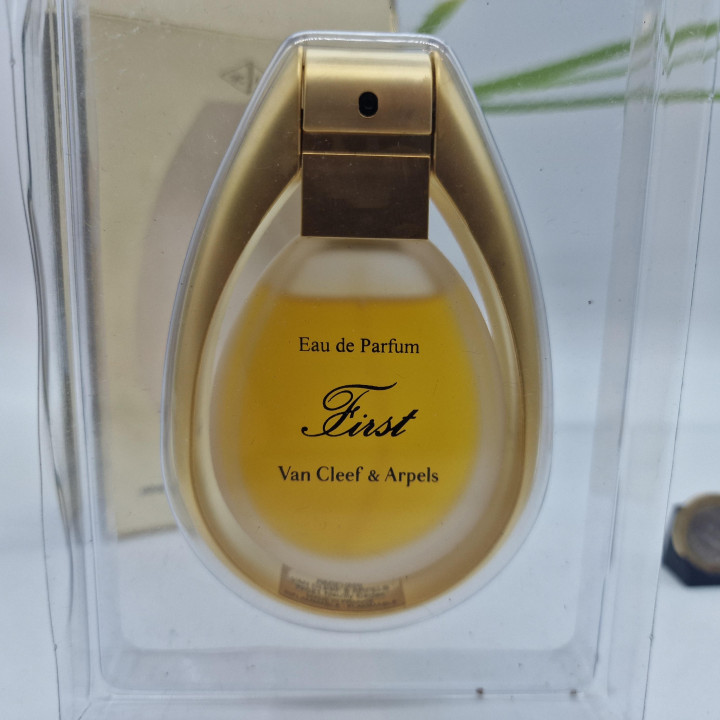 Vintage First Van Cleef & Arpels Eau de Parfum Nachfüllbarer Zerstäuber Sammlerstück 25 ml 0.8 fl oz mit Box