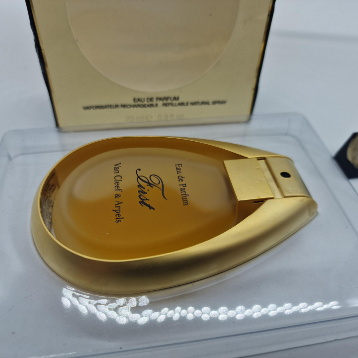 Vintage First Van Cleef & Arpels Eau de Parfum Nachfüllbarer Zerstäuber Sammlerstück 25 ml 0.8 fl oz mit Box