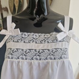 Camisola vintage e combinação de cetim, costura sob medida Madri anos 70, branca com renda de Alençon, Tamanho S-M