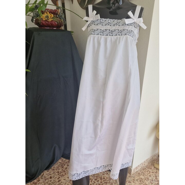 Camisola vintage e combinação de cetim, costura sob medida Madri anos 70, branca com renda de Alençon, Tamanho S-M