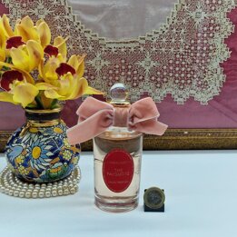 ペンハリガン ザ フェイバリット オードパルファム 100ml 香水 - ピンクのベルベットリボン付き 残量約95パーセントの高級フレグランス