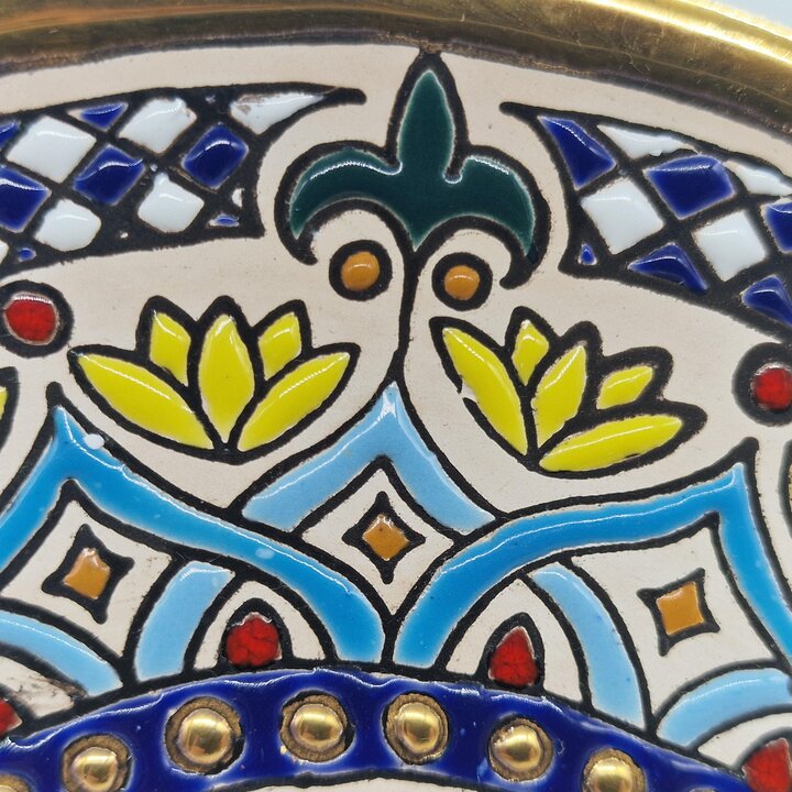 Talerz dekoracyjny ceramiczny Artecer Sevilla ręcznie malowany emalia i złoto, kolekcjonerski talerz ścienny 21 cm