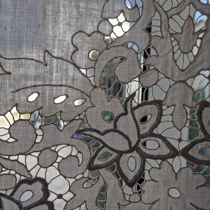 Rideau de lin ancien draperie panneau de fenêtre, XIXe siècle fait main dentelle Richelieu, broderie victorienne pour salon cha…
