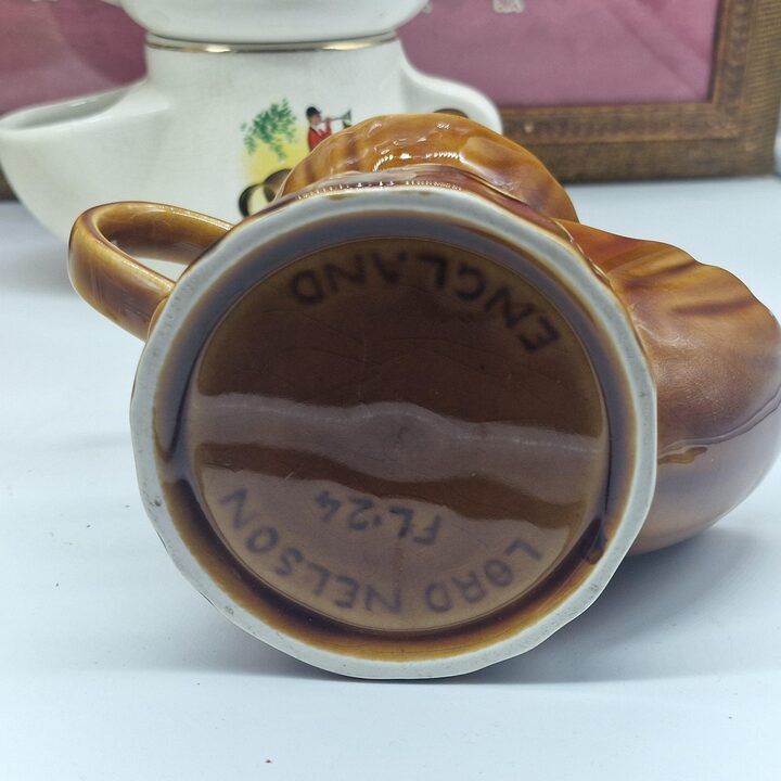 Kubek do golenia Royal Doulton Toby Jug, tygiel fryzjerski ze Staffordshire, vintage dzbanek figuralny z lat 30. XX wieku