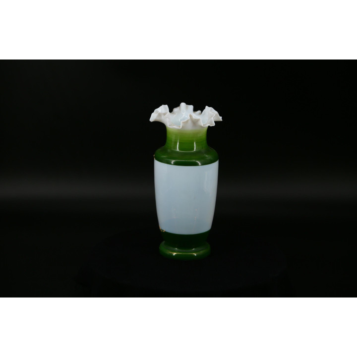 Antike Opalglas-Vase Bristol-Stil Grün 1930er Jahre