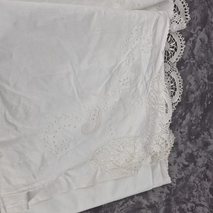 Vintage Hand-Embroidered Cotton Bed Linen Set with Lace - Mid-20th Century