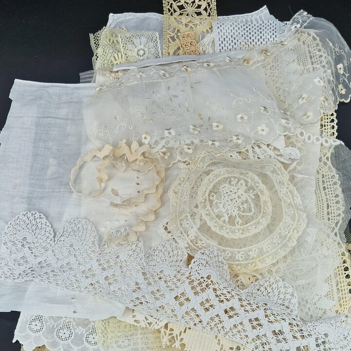 Antique Lace Scraps Bundle 1900-1950, 20 French and Spanish Textile Fragments, Silk Tulle, Linen, Cotton Embroidery for Restora…