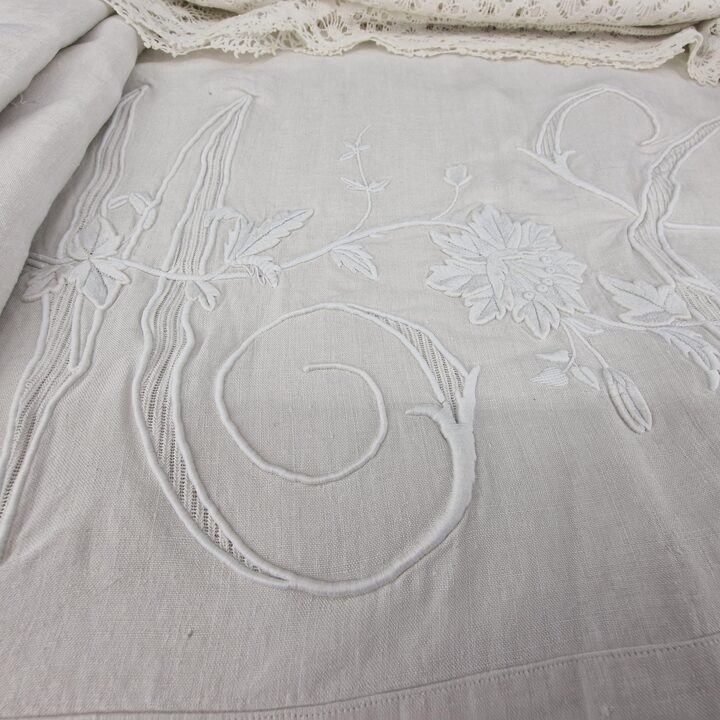 Antique Heavy Linen Bed Set with Hand Embroidery & Bobbin Lace - Sheet 230x250 cm and Pillowcase 160x42 cm