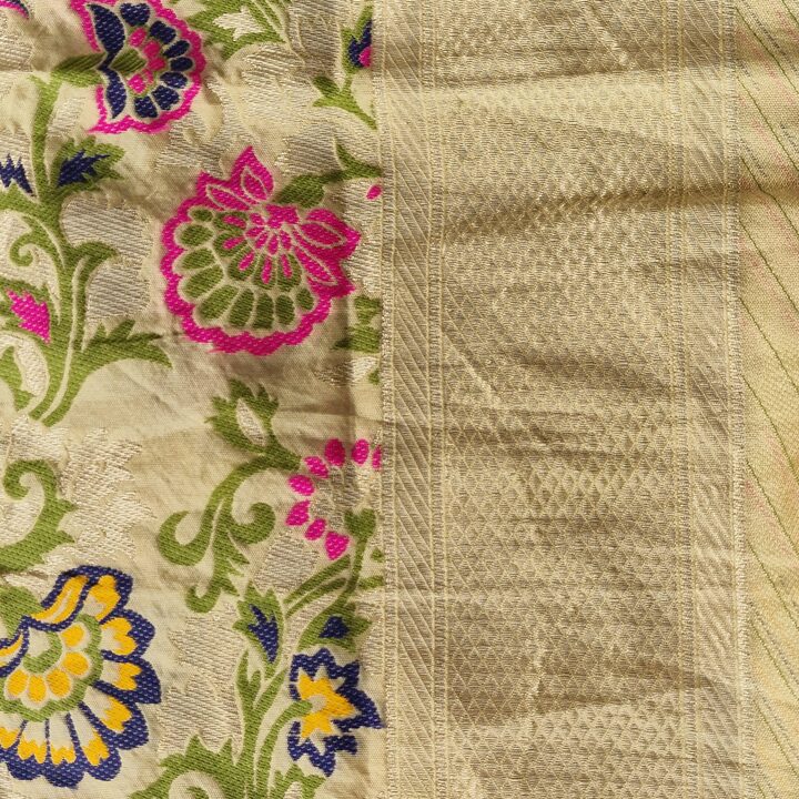 Szalik Vintage Jedwabny Dupatta Szal, Banarasi Złoty Brokat Kwiatowy, Indyjska Etola Ślubna Zari z Frędzlami, 220 x 60 cm