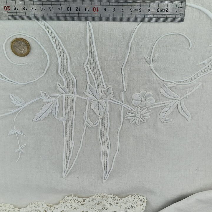 Antique Heavy Linen Bed Set with Hand Embroidery & Bobbin Lace - Sheet 230x250 cm and Pillowcase 160x42 cm