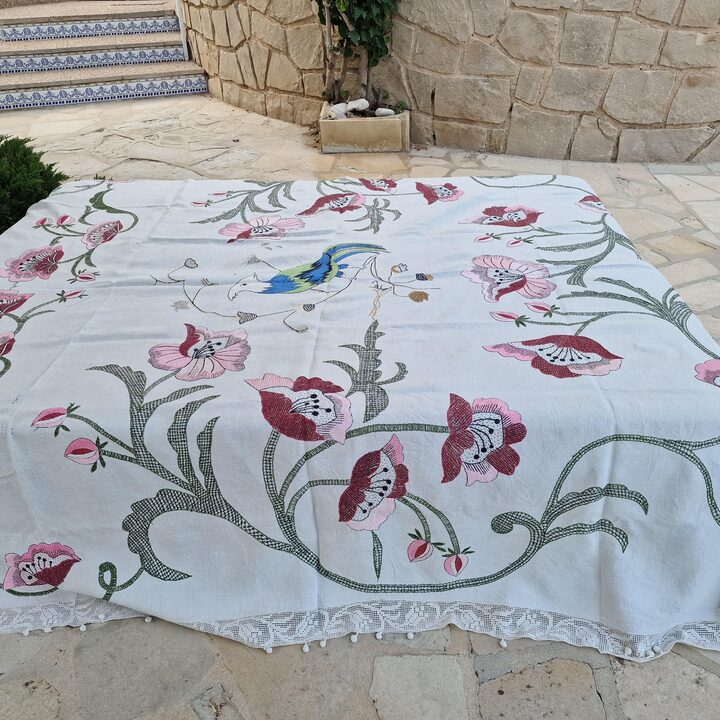 Couvre lit Ancien en Lin Brode a la Main, Couverture Art Nouveau en Lin File avec Oiseau et Coquelicots, Grand 240x260 cm