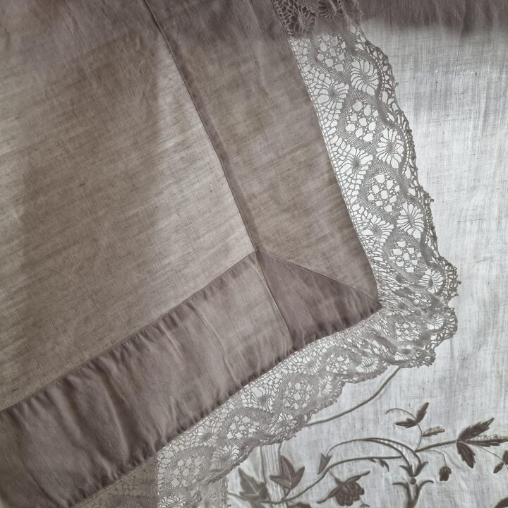 Antique Heavy Linen Bed Set with Hand Embroidery & Bobbin Lace - Sheet 230x250 cm and Pillowcase 160x42 cm