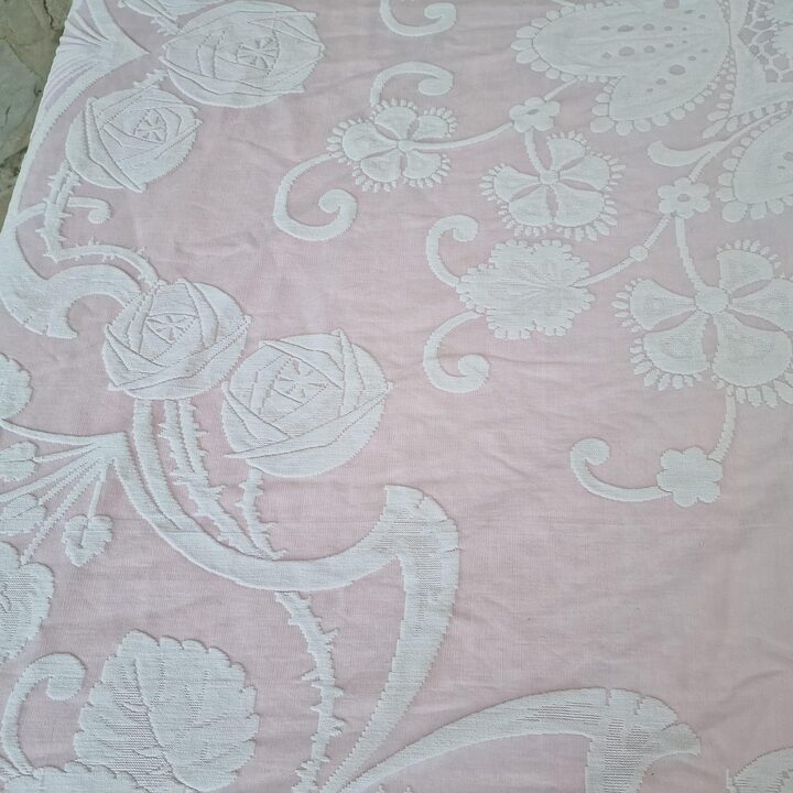 Vintage Pink and White Jacquard Bedspread with Roses, Cotton Coverlet with Tassel Fringe 220x210 cm, 1970s
