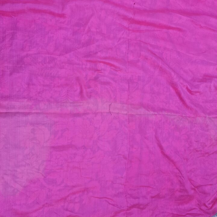 Antieke Zijden Canton Bedsprei - Handgeborduurde Chinese Zijden Dekbed - Rode Manila Sjaal Bedsprei met 23cm Franje - Circa 1900