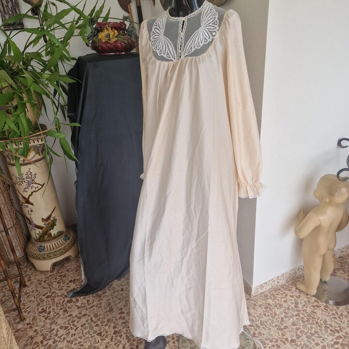 Camicia da Notte Vintage Vestito, 1960s 1970s Su Misura Pesca Crema Nylon Pizzo, Alta Societa Spagna, Taglia S M